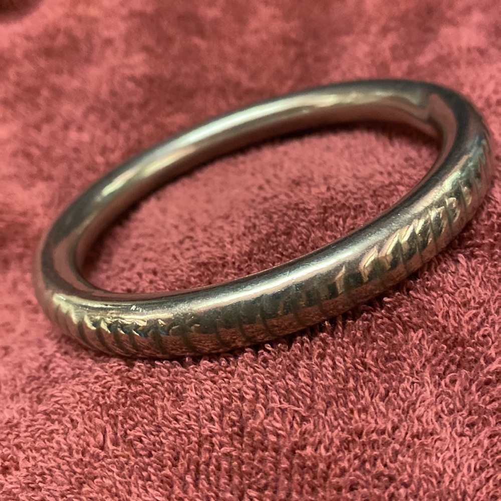 Sterling silver bangle bracelet
